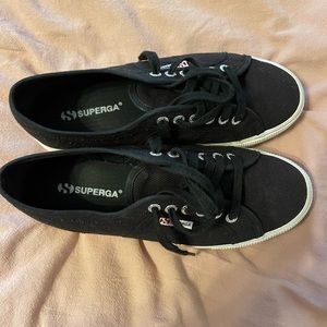 Womens superga platform shoe